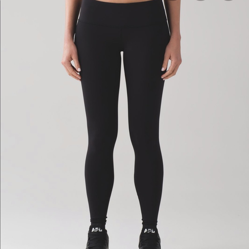 Lulu lemon wonder under